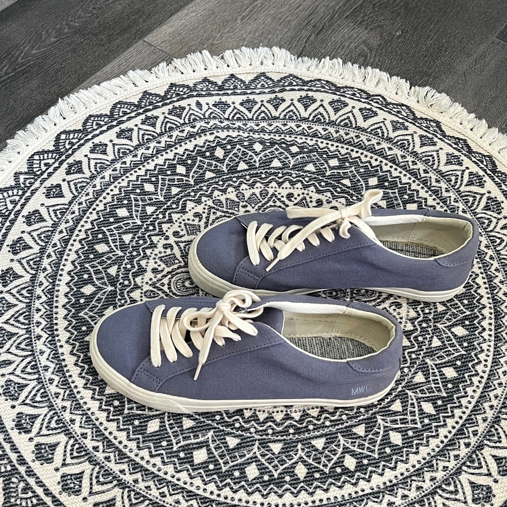 Madewell Blue Canvas Sneakers - Women’s Size 6.5 (Fits Like 6) - Runs Small